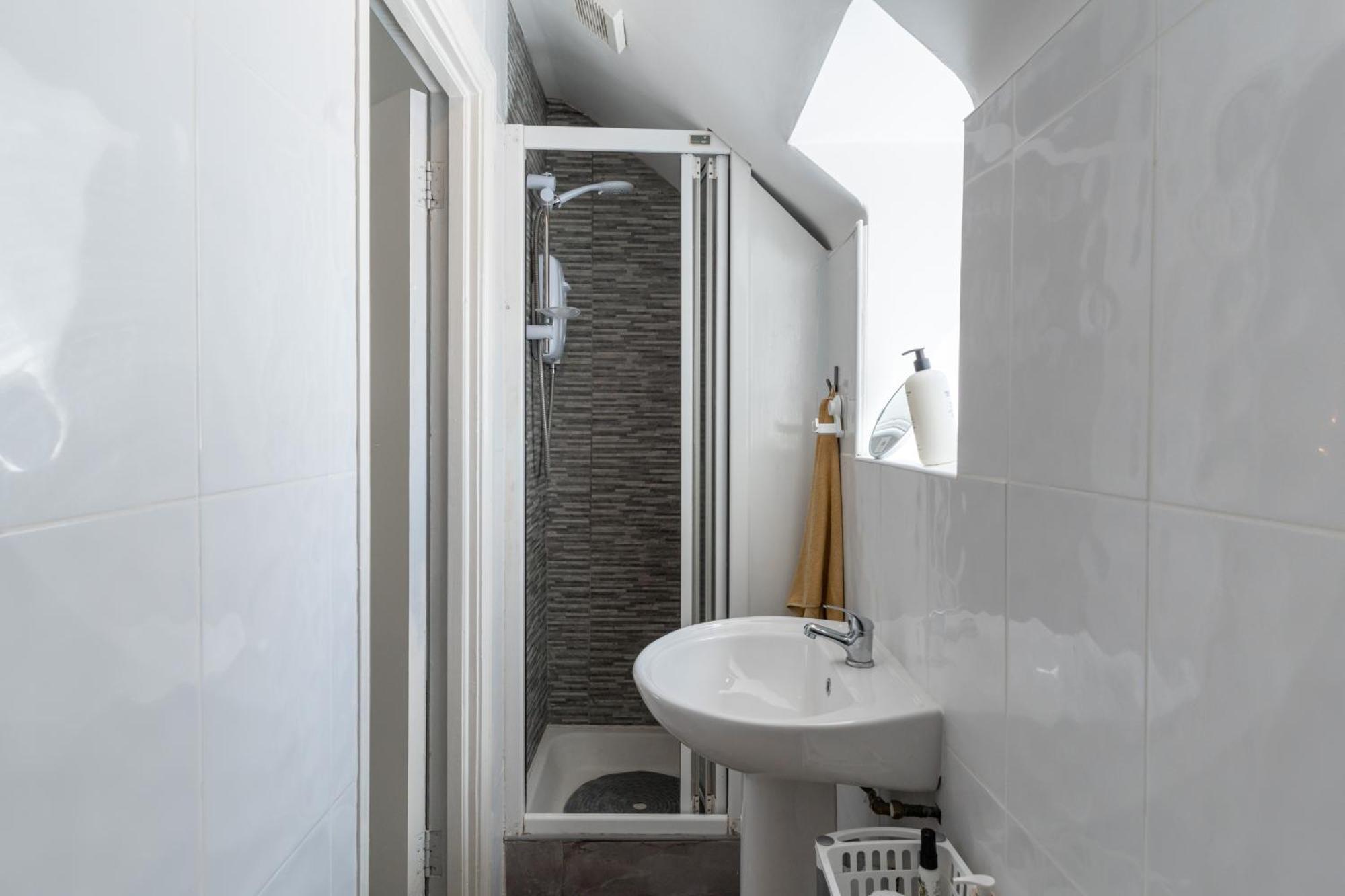 Three-Bedroom Home In Tulfarris Village, Wicklow Blessington Bagian luar foto